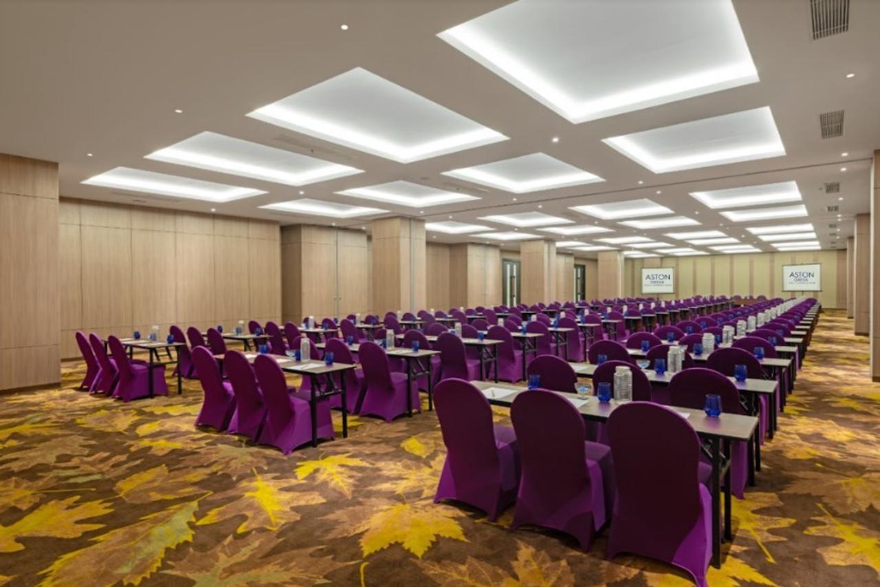 Aston Gresik Hotel & Conference Center المظهر الخارجي الصورة