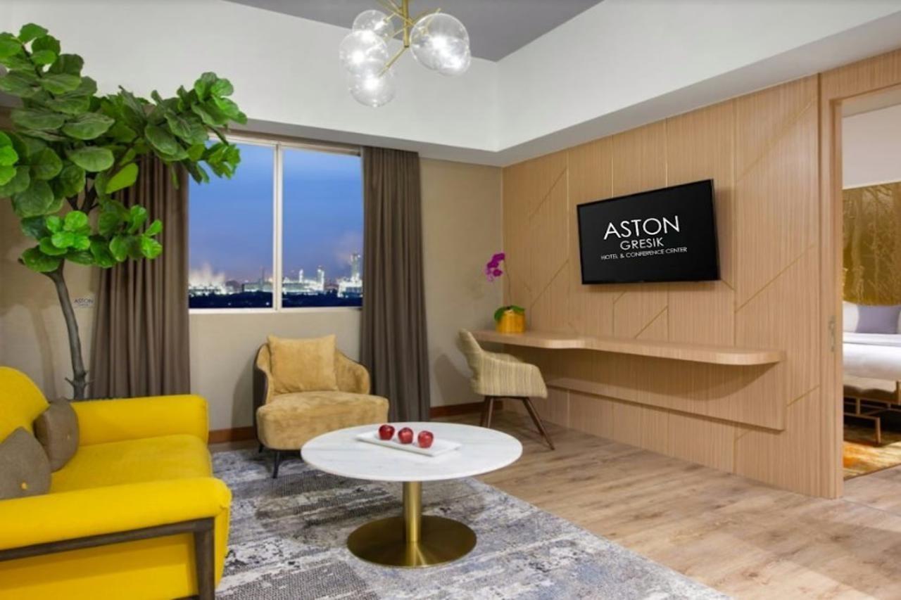 Aston Gresik Hotel & Conference Center المظهر الخارجي الصورة