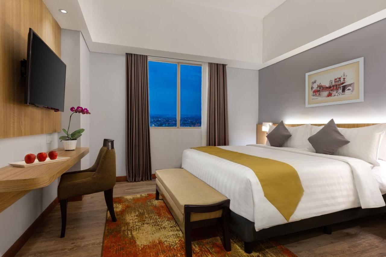 Aston Gresik Hotel & Conference Center المظهر الخارجي الصورة