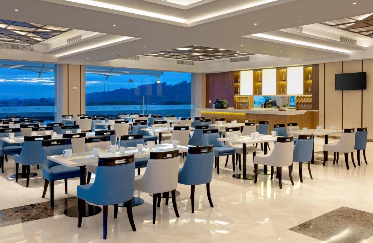 Aston Gresik Hotel & Conference Center المظهر الخارجي الصورة