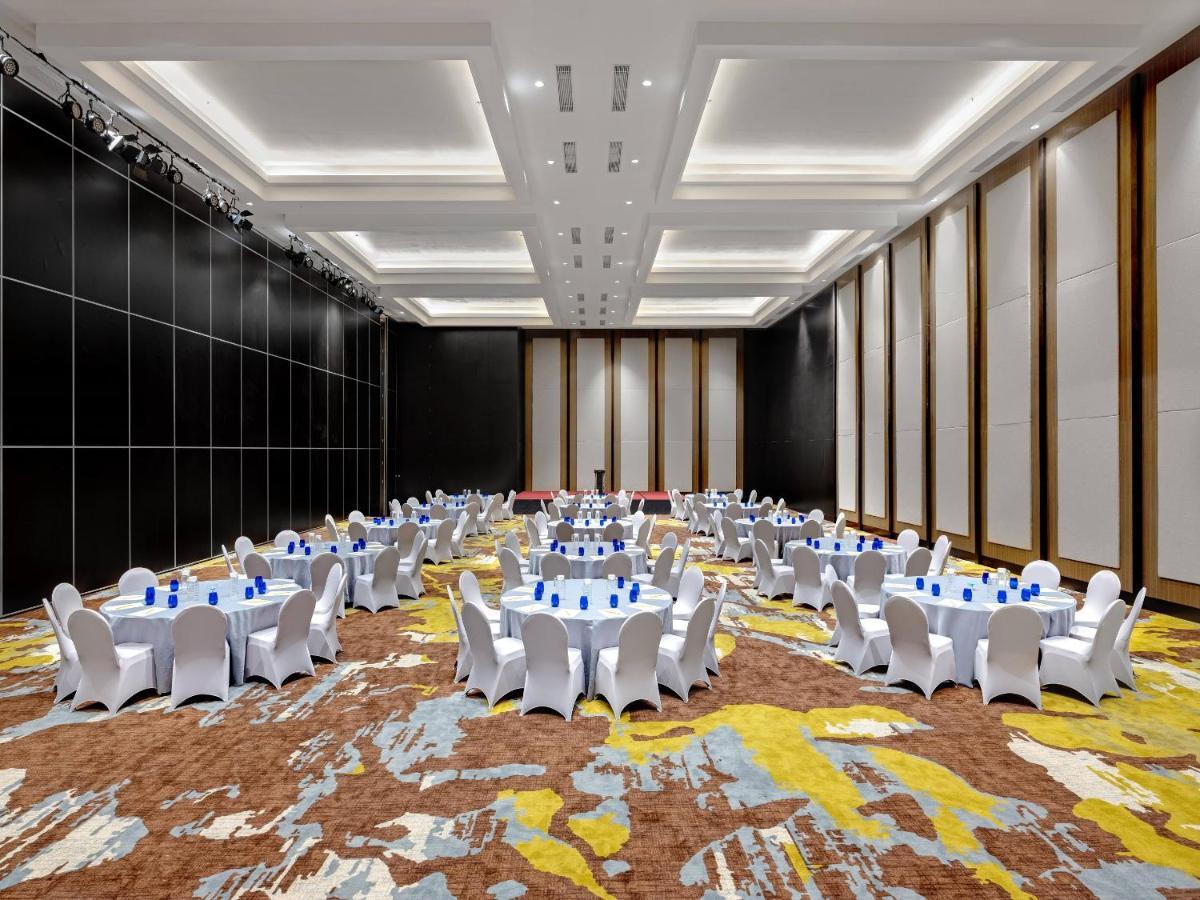Aston Gresik Hotel & Conference Center المظهر الخارجي الصورة